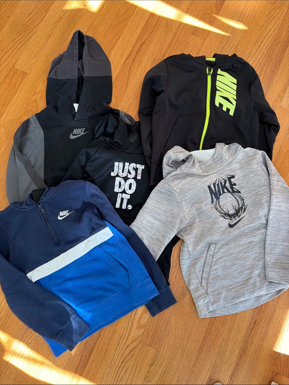 Set of Nike Hoodies